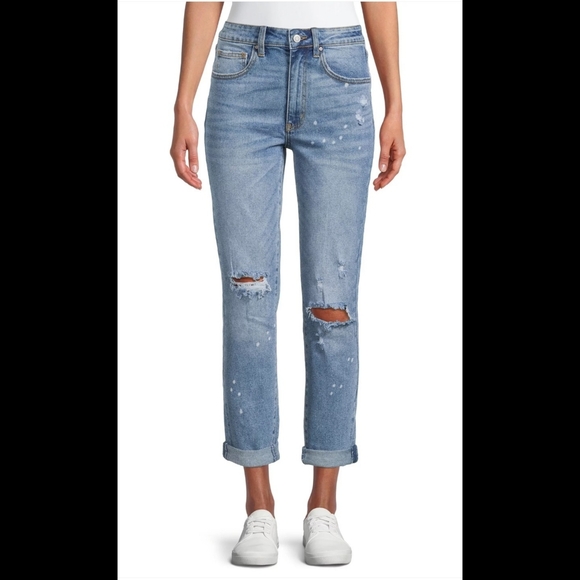 Distressed Jeans - Picture 5 of 10